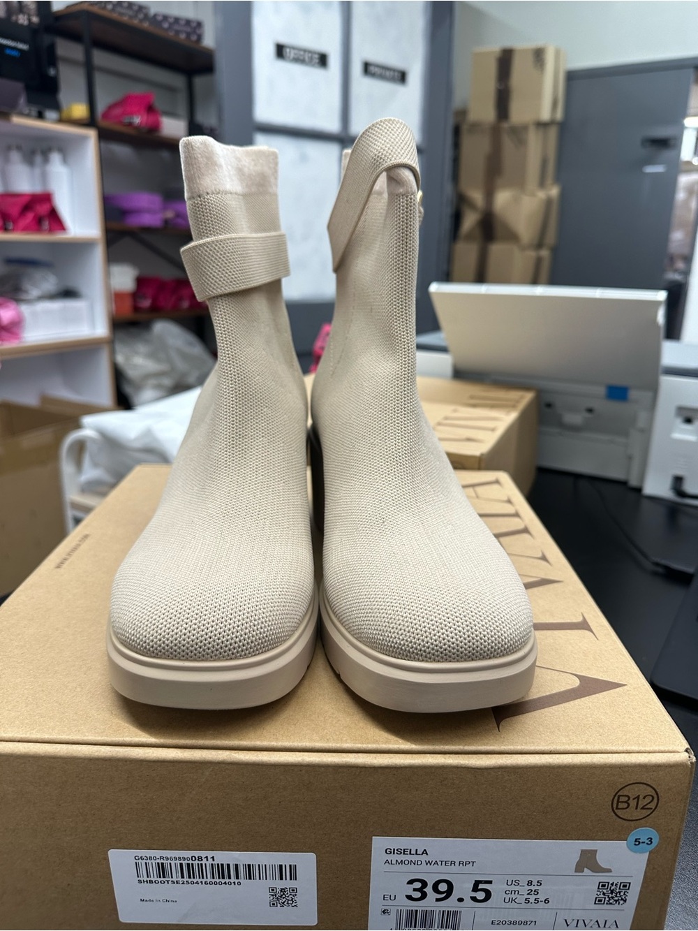 Vivaia GISELLA Almond boots